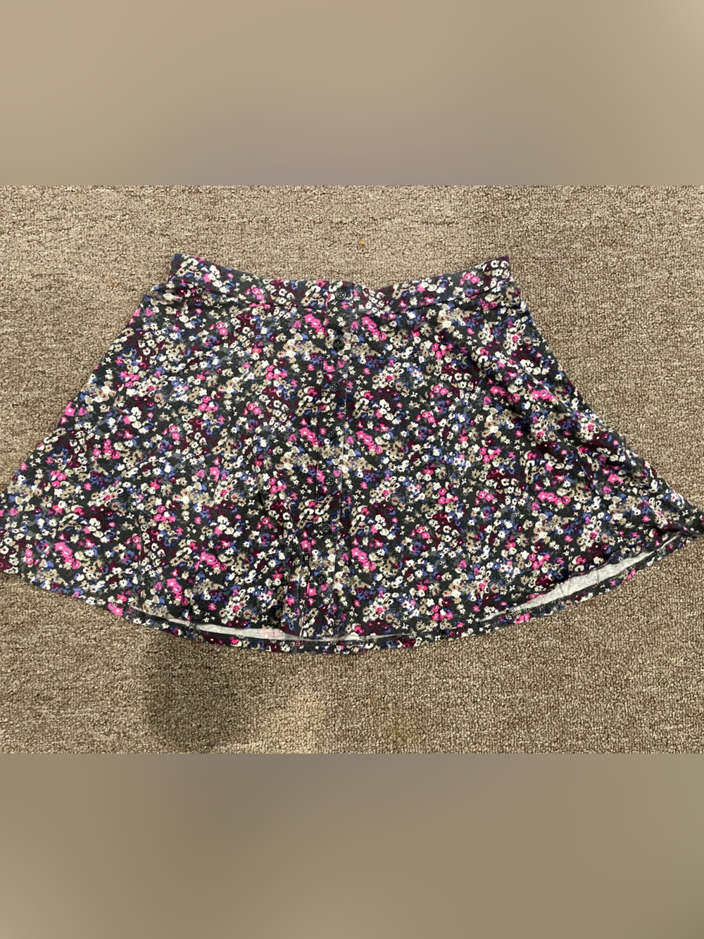 American Eagle floral swing skirt with buttons women’s size L